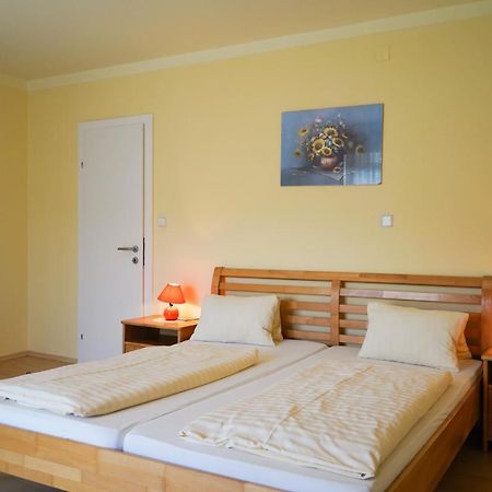 Ferienwohnungen Seeblick Millstatt Exterior foto
